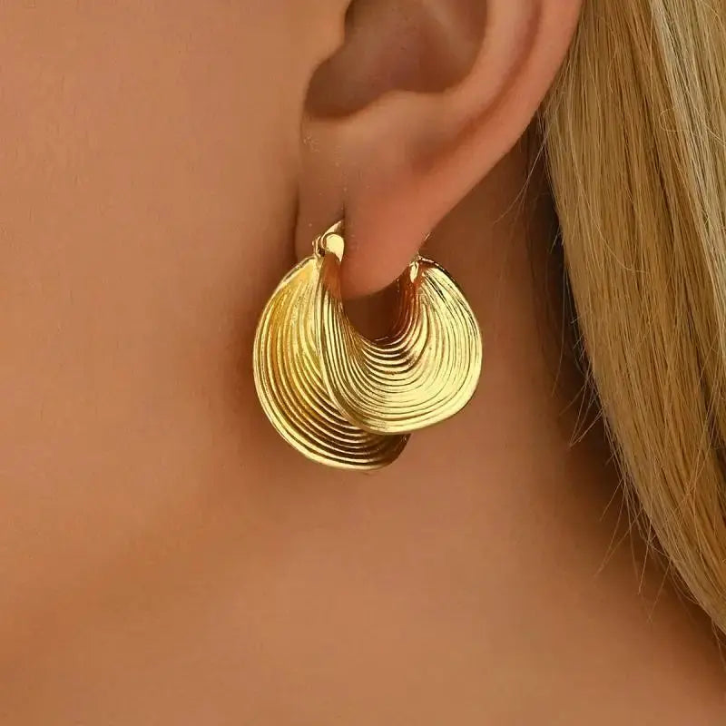 Geometric Fan-Shaped Earrings – Irregular Striped Gold Statement