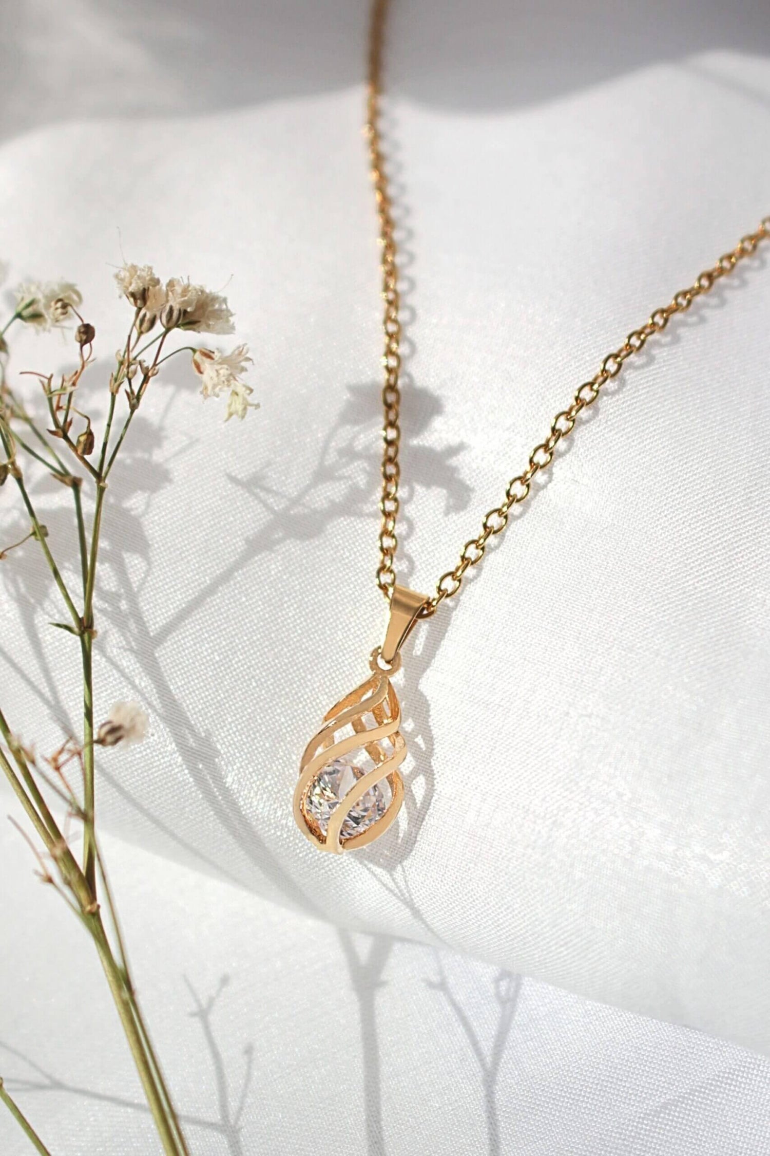 24K Gold Plated Tear Drop Cage Necklace - Cubic Zirconia | Hypoallergenic - Miraelia jewelry&Accessories