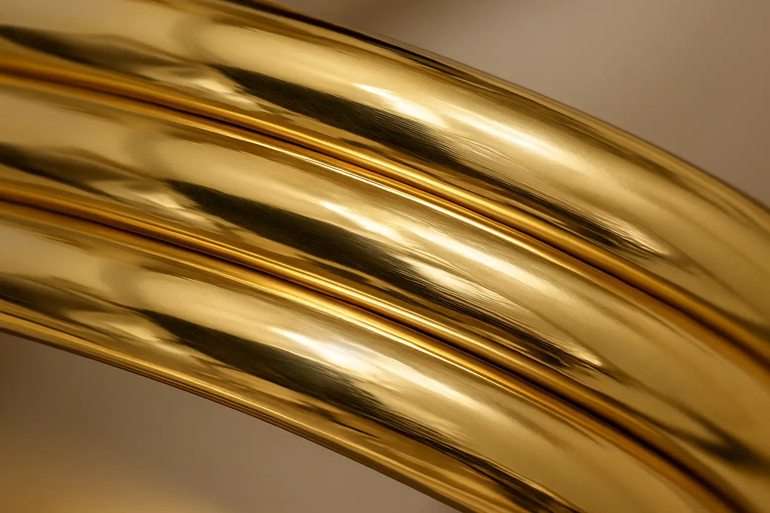 3pcs Glossy 18K Gold Plated Stainless Steel Bangle Bracelet for Women - Miraelia jewelry&Accessories