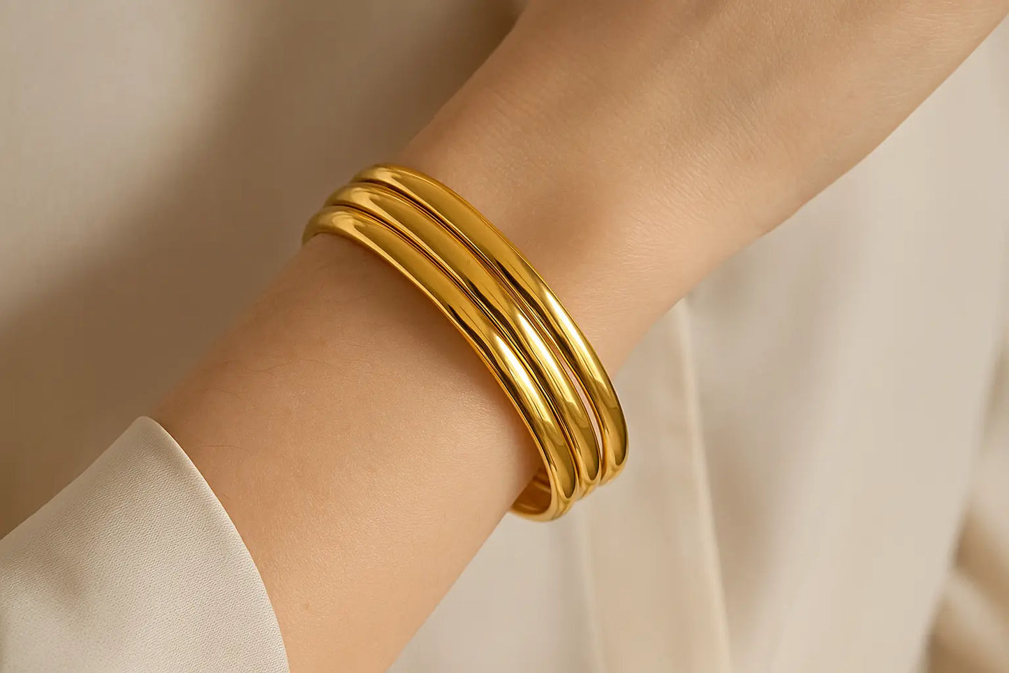 3pcs Glossy 18K Gold Plated Stainless Steel Bangle Bracelet for Women - Miraelia jewelry&Accessories